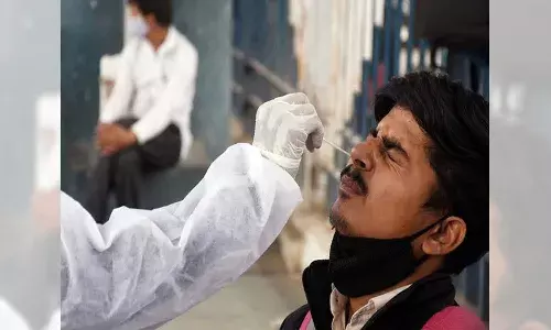 మహమ్మారి కలకలం.. 338 రెసిడెంట్ వైద్యులకు కరోనా పాజిటివ్