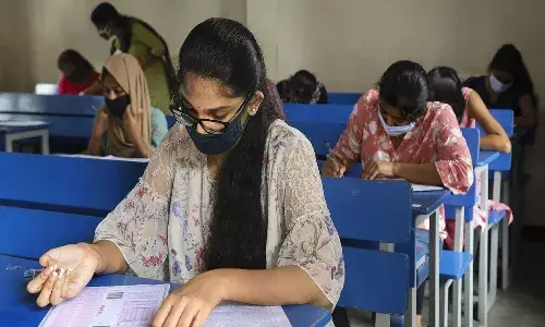 తెలుగు రాష్ట్రాల్లో ఇంటర్ పరీక్షలు ఎప్పుడంటే..?