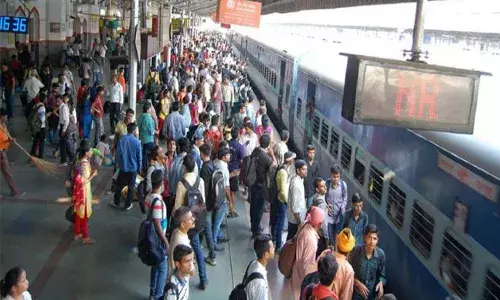 బాబోయ్.. రైల్వే ప్లాట్ఫాం టికెట్ ధర డబుల్