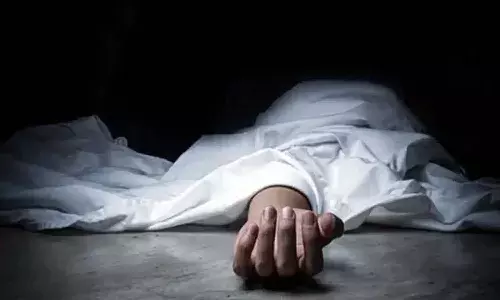 భార్యను గొడ్డలితో నరికి చంపిన భర్త.. ఆపై తాను ఆత్మహత్యాయత్నం