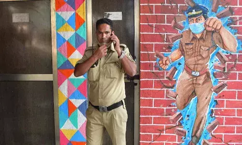 కరోనా విలయతాండవం.. 132 మంది పోలీసులకు పాజిటివ్, ఇద్దరు మృతి