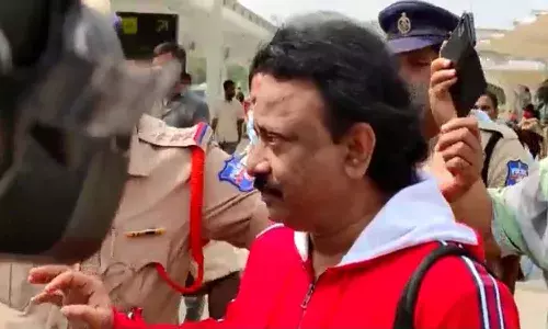 రంగంలోకి దిగిన రామ్ గోపాల్ వర్మ.. సమస్య తీర్చేనా..!