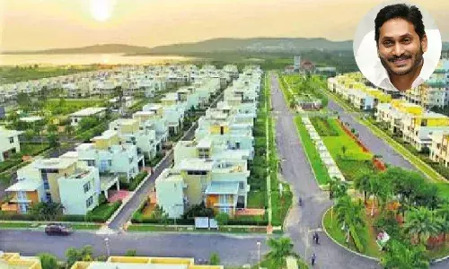 జగనన్న స్మార్ట్‌ టౌన్‌షిప్​వెబ్‌సైట్‌ ప్రారంభం.. మధ్య తరగతి ప్రజలకు తక్కువ ధరకే ఇళ్ల స్థలాలు