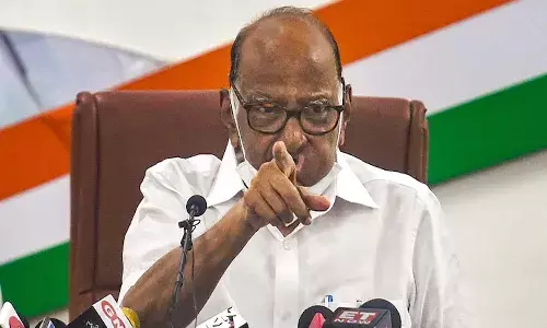 13 మంది ఎమ్మెల్యేలు ఎస్పీలో చేరడానికి సిద్ధంగా ఉన్నారు : బాంబ్ పేల్చిన శరద్ పవార్