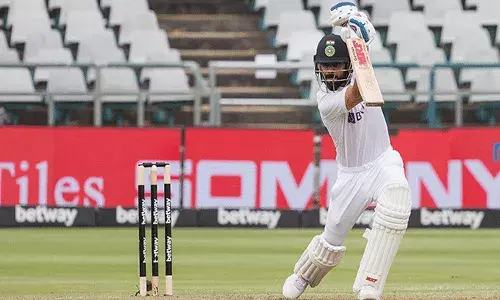 విరాట్ ఒంటరి పోరు.. బౌలర్లు ఏం చేస్తారో..?