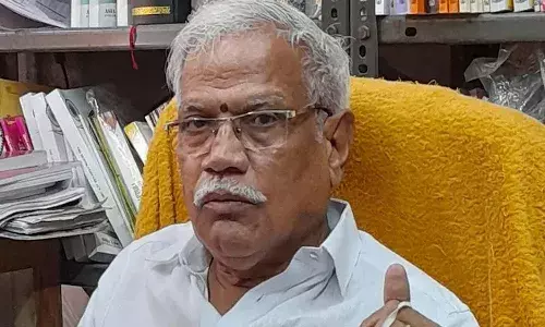 దారుణం.. 13 ఏళ్ల బాలికపై 72 ఏళ్ల రచయిత అత్యాచారం, అరెస్ట్