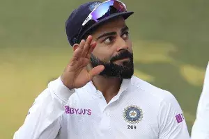 టెస్టు కెప్టెన్సీ నుంచి తప్పుకున్న కోహ్లీ.. బీసీసీఐ రియాక్షన్ ఇదీ టెస్టు కెప్టెన్సీ నుంచి తప్పుకున్న కోహ్లీ.. బీసీసీఐ రియాక్షన్ ఇదీ