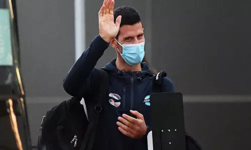 జకోవిచ్కు గట్టి ఎదురుదెబ్బ.. షాకిచ్చిన కోర్టు.. ఇంటికెళ్లాల్సిందే