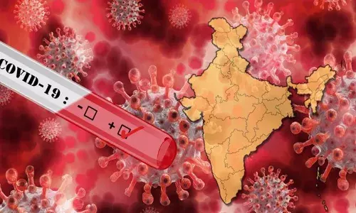 స్వల్పంగా తగ్గిన కరోనా కేసులు