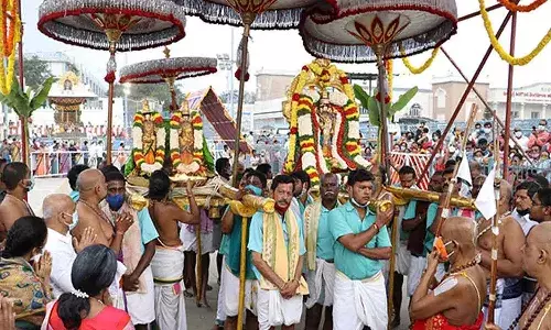 వైభవంగా తిరుమల శ్రీవారి ప్రణయకలహోత్సవం