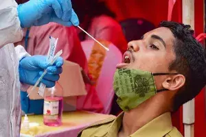 కరోనా మహమ్మారి కల్లోలం.. ఒక్కరోజే 44 మంది మృతి కరోనా మహమ్మారి కల్లోలం.. ఒక్కరోజే 44 మంది మృతి