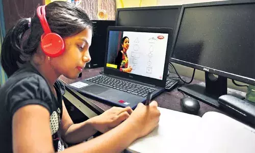 నేటి నుంచి తెలంగాణలో విద్యార్థులకు ఆన్లైన్ పాఠాలు