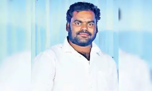 టీఆర్‌ఎస్‌ నాయకుడు దారుణ హత్య.. కుకునూర్‌ గ్రామంలో తల.. మంజీరా బ్యాక్‌వాటర్‌లో మొండెం