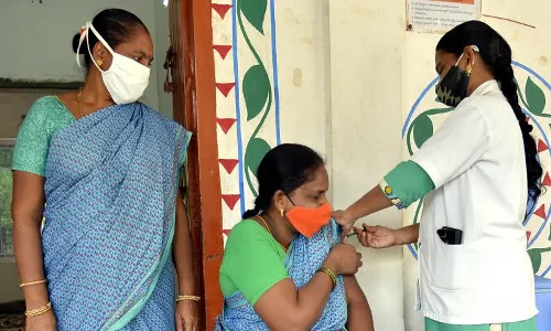 ఇంటికే బూస్టర్ డోస్.. ఈ నెంబర్కు కాల్ చేస్తే