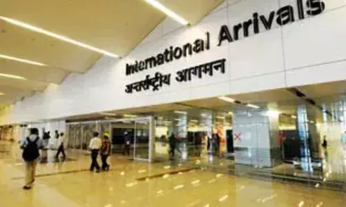 ఢిల్లీ విమానాశ్రయంలో తుపాకీ కలకలం