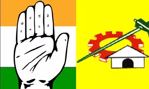 జ‌త‌క‌ట్టిన కాంగ్రెస్‌, టీడీపీ.. మునిసిపల్, పంచాయతీ ఎన్నికల్లో పొత్తు