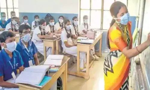 సర్కార్ కీలక నిర్ణయం.. అప్పుడే స్కూళ్లు, కాలేజీలు రీ ఓపెన్