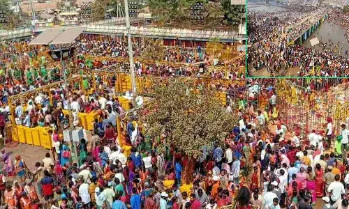 తెలంగాణ కుంభమేళా మేడారం జాతర ప్రారంభం.. పోటెత్తిన భక్తులు