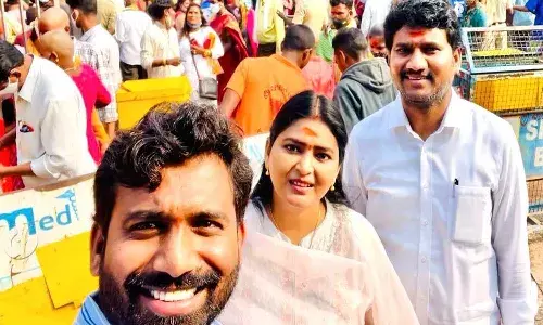 సమ్మక్క-సారలమ్మలను దర్శించుకున్న ఏపీ ఎమ్మెల్యే జొన్నలగడ్డ పద్మావతి