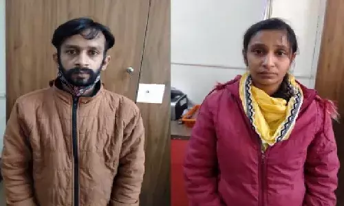 ఫ్లాస్క్ పగలగొట్టారని పోలీసులను ముప్పుతిప్పలు పెట్టిన దంపతులు