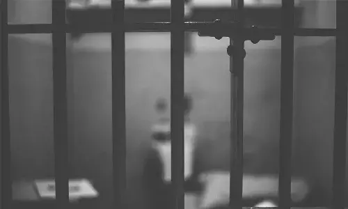 మానసిక స్థితి సరిగా లేని మహిళపై అత్యాచారం.. కోర్టు సంచలన తీర్పు