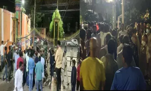 కర్మన్ఘాట్ వద్ద ఉద్రికత్త