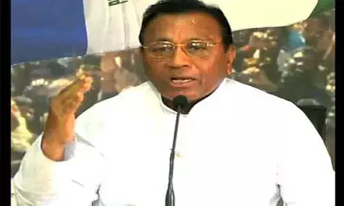 సీఎం వైఎస్ జగన్పై మేకపాటి సంచలన వ్యాఖ్యలు..!