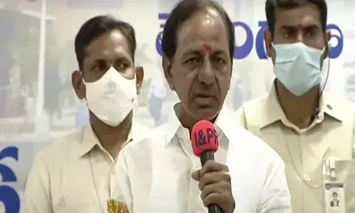 వచ్చే ఏడాది నుంచి ప్రభుత్వ పాఠశాలల్లో ఇంగ్లీష్ మీడియంలో బోధన : సీఎం కేసీఆర్