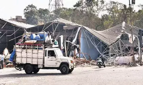 గడ్డిఅన్నారం పండ్ల మార్కెట్ కూల్చివేత