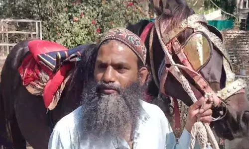 ఏకంగా గుర్రాన్ని కొనేశాడు.. ఎందుకు అని అడగ్గా..!