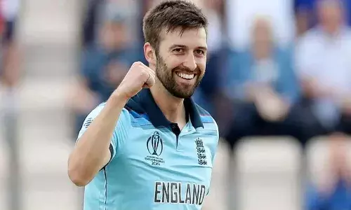 లక్నో సూపర్ జెయింట్స్ కు షాక్.. ఆ ఆటగాడు ఆడడం లేదు