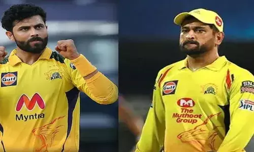 బ్రేకింగ్.. కెప్టెన్సీ నుంచి తప్పుకున్న ధోని.. షాక్లో చెన్నై అభిమానులు