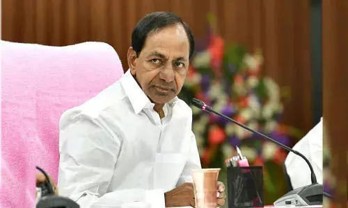 సీఎం కేసీఆర్తో మంత్రుల భేటీ