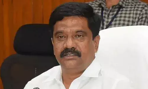 బండి సంజయ్ నీకు దమ్ముంటే.. కేంద్రంతో ధాన్యం కొనిపించు : మంత్రి ప్రశాంత్ రెడ్డి