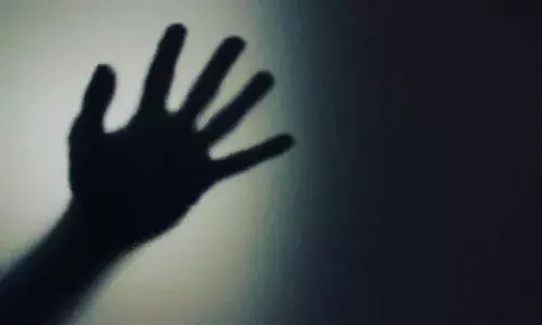 వికారాబాద్ జిల్లాలో దారుణం.. 10వ‌ బాలికపై అత్యాచారం, హత్య..?