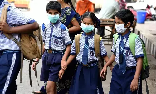 విద్యార్థులకు అలర్ట్.. ఏపీలో ఈ నెల 4 నుంచి ఒంటిపూట బడులు