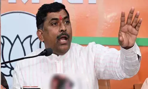 ఆ విష‌యంలో టీఆర్ఎస్‌తో ఢీ అంటే ఢీ : మురళీధర్ రావు