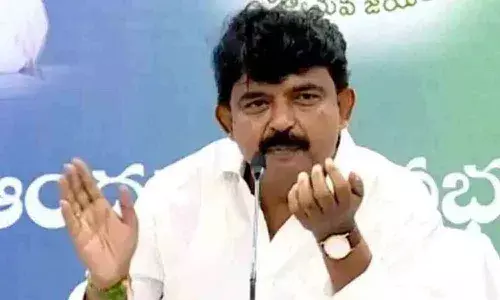 సీఎం సాఫ్ట్ కార్నర్తో ఉద్యోగులకు 27 శాతం ఐఆర్ ఇచ్చారు