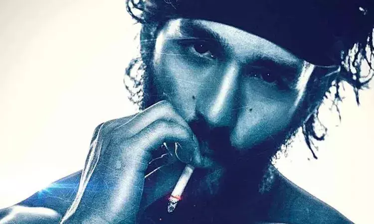 మాస్ లుక్‌లో అఖిల్‌.. ఆక‌ట్టుకుంటున్న బ‌ర్త్ డే పోస్ట‌ర్‌