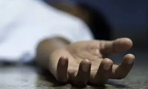 ఆస్ప‌త్రిలో చికిత్స పొందుతూ అత్యాచార బాధితురాలు మృతి