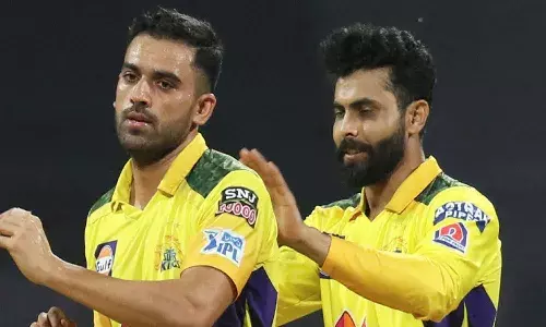 చెన్నై సూపర్ కింగ్స్కు భారీ షాక్.. సీజన్ మొత్తానికి ఆ ఆటగాడు దూరం