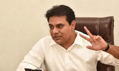 45 ఏళ్ల గరిష్ఠానికి నిరుద్యోగ రేటు.. కేంద్ర ప్రభుత్వంపై మండిపడ్డ మంత్రి కేటీఆర్