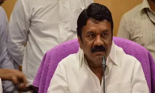 గవర్నర్ తమిళిసై సౌందరరాజన్ రాజకీయ నేతలా మాట్లాడుతున్నారు : తలసాని