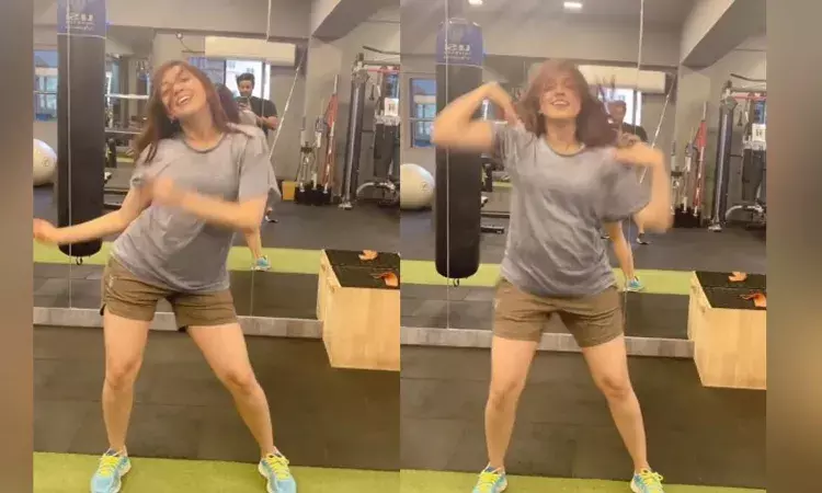 మ‌రో డ్యాన్స్ వీడియో షేర్ చేసిన‌ ప్రణీత.. నెట్టింట వైర‌ల్‌