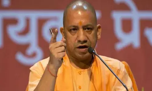 ఆస్తులు ప్రకటించండి : ఐఏఎస్, ఐపీఎస్ అధికారులతో పాటు మంత్రులకు సీఎం ఆదేశం