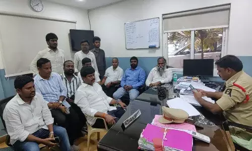 జగ్గారెడ్డి అరెస్ట్.. భగ్గుమన్న కాంగ్రెస్ శ్రేణులు