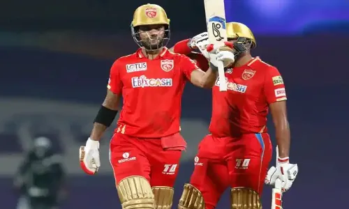 టైటాన్స్ జైత్ర‌యాత్ర‌కు పంజాబ్ బ్రేక్‌