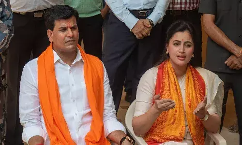 హనుమాన్ చాలీసా వివాదం.. ఎట్టకేలకు నవనీత్ కౌర్ దంపతులకు బెయిల్