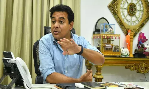 రాహుల్ గాంధీ స్టడీ టూర్ కి స్వాగతం : మంత్రి కేటీఆర్‌