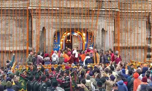 తెరచుకున్న కేదార్నాథ్ ఆలయం.. పులకించిన భక్తులు